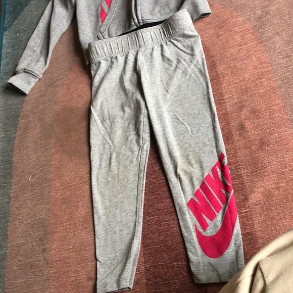 (2) Nike Zip Up & Leggings Set - Picture 6 of 6